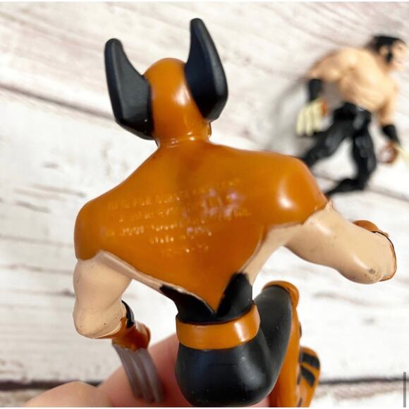 MARVEL Vintage X-Men Wolverine Figures - Picture 4 of 7